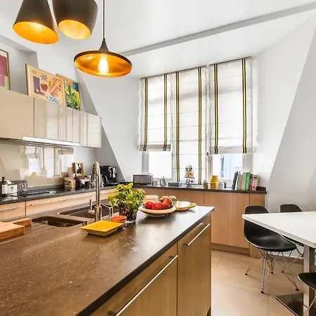 Lejlighed 4br Stone's Throw From Eiffel - What'app - 0034-635-520-036 - For Reservations! *