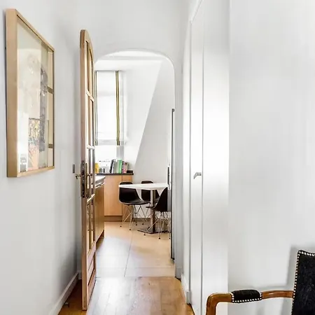 Apartman 4br Stone's Throw From Eiffel - What'app - 0034-635-520-036 - For Reservations! *